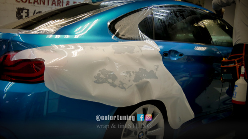 aplpicare folie ppf pe aripa spate bmw