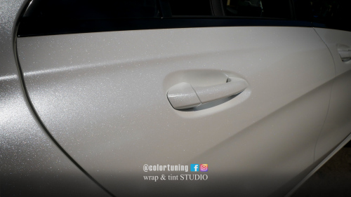 detaliu colanrare manere usa spate mercedes cla