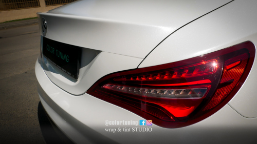 close up stop spate mercedes cla