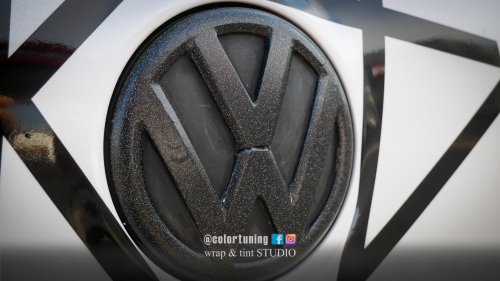sigla VW colantata negru 