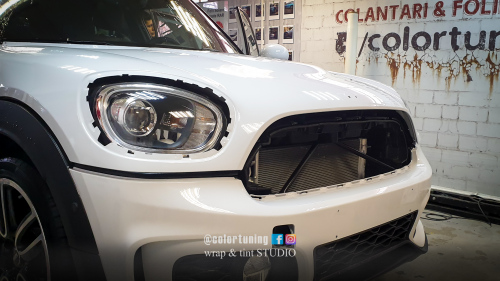 mini country folie protectie vopsea in atelier