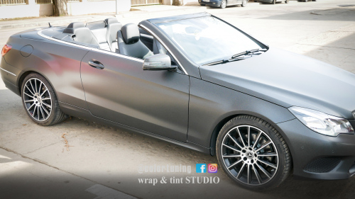 negru perlat mercedes e cabrio