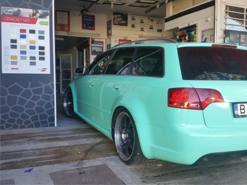 Audi A4 colantat culoarea Mint