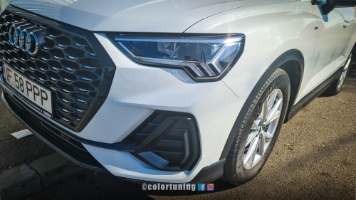grila neagra audi q3