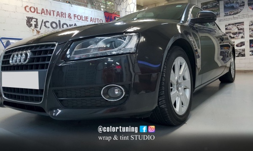 Audi negru metalizat