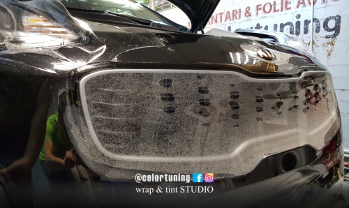 montaj folie protectie Hexis cu regenerare