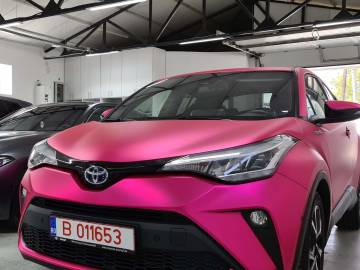Toyota C-HR Pink Satin Chrome
