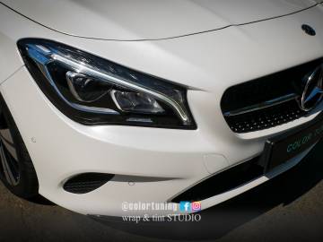 Colantare alb perlat pe Mercedes CLA model nou
