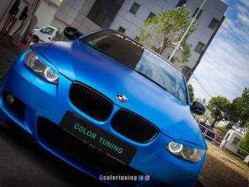 BMW albastru metalizat semimat